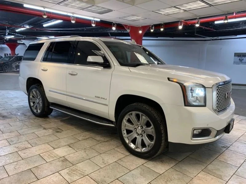 2017 GMC Yukon 4th Gen - Image 8 of 12