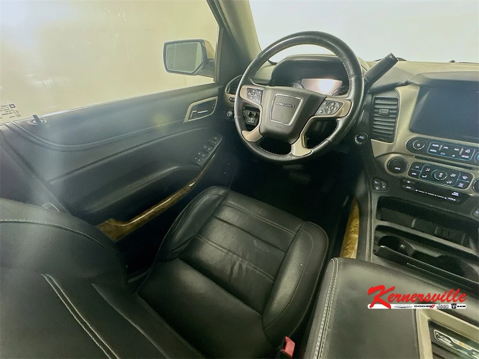 2017 GMC Yukon 4th Gen - Image 9 of 12