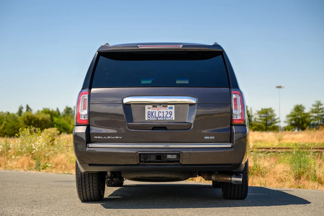 2017 GMC Yukon 4th Gen - Image 15 of 31