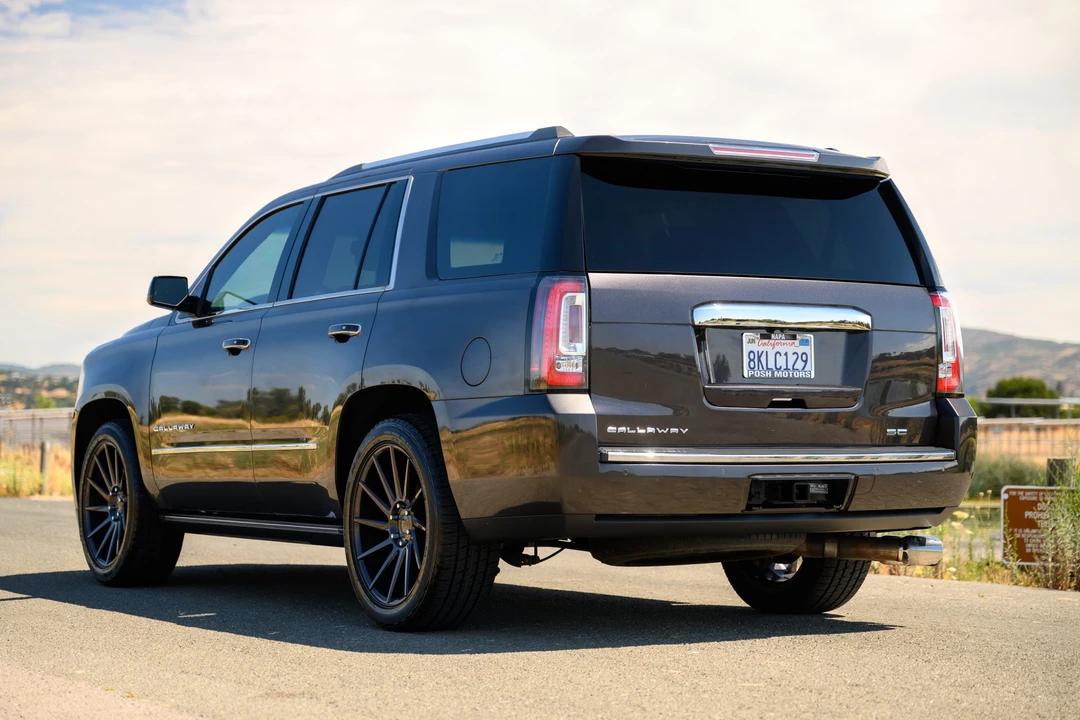 2017 GMC Yukon 4th Gen - Image 13 of 31