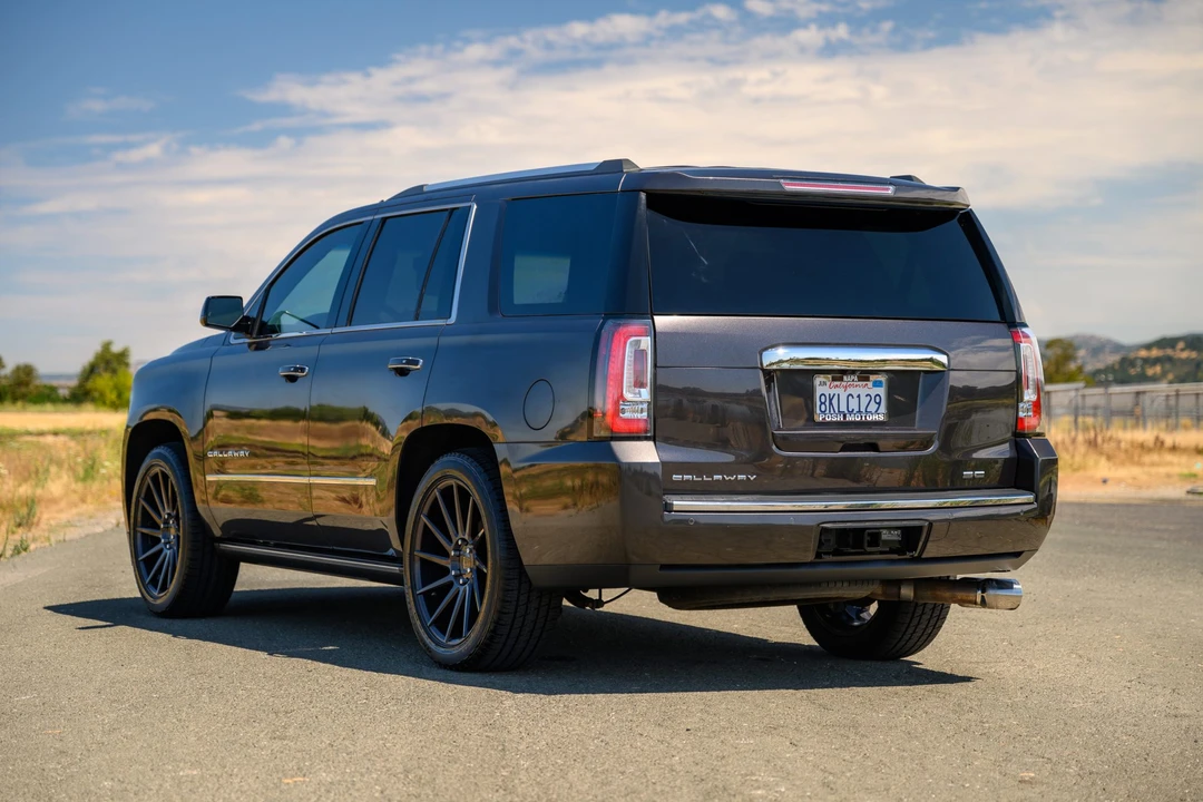 2017 GMC Yukon 4th Gen - Image 12 of 31