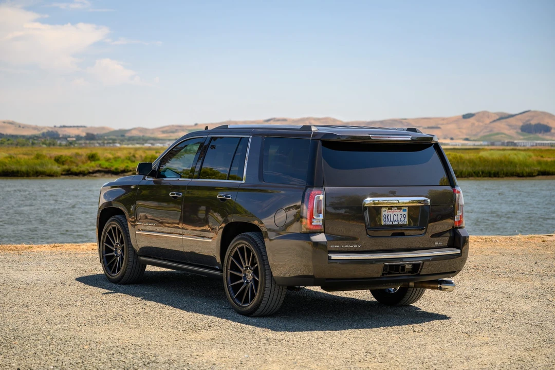2017 GMC Yukon 4th Gen - Image 10 of 31