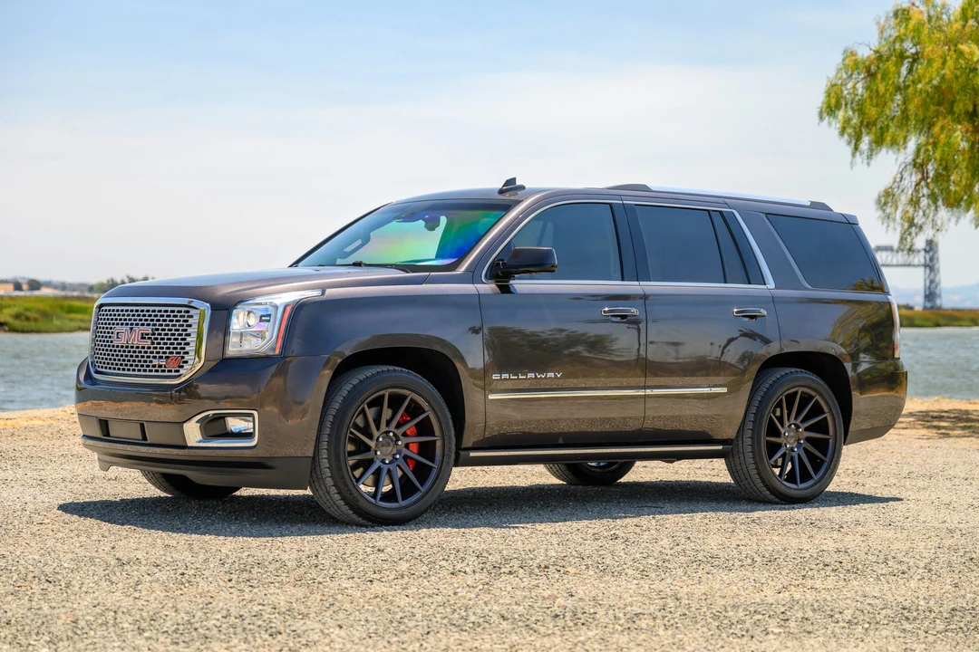 2017 GMC Yukon 4th Gen - Image 5 of 31