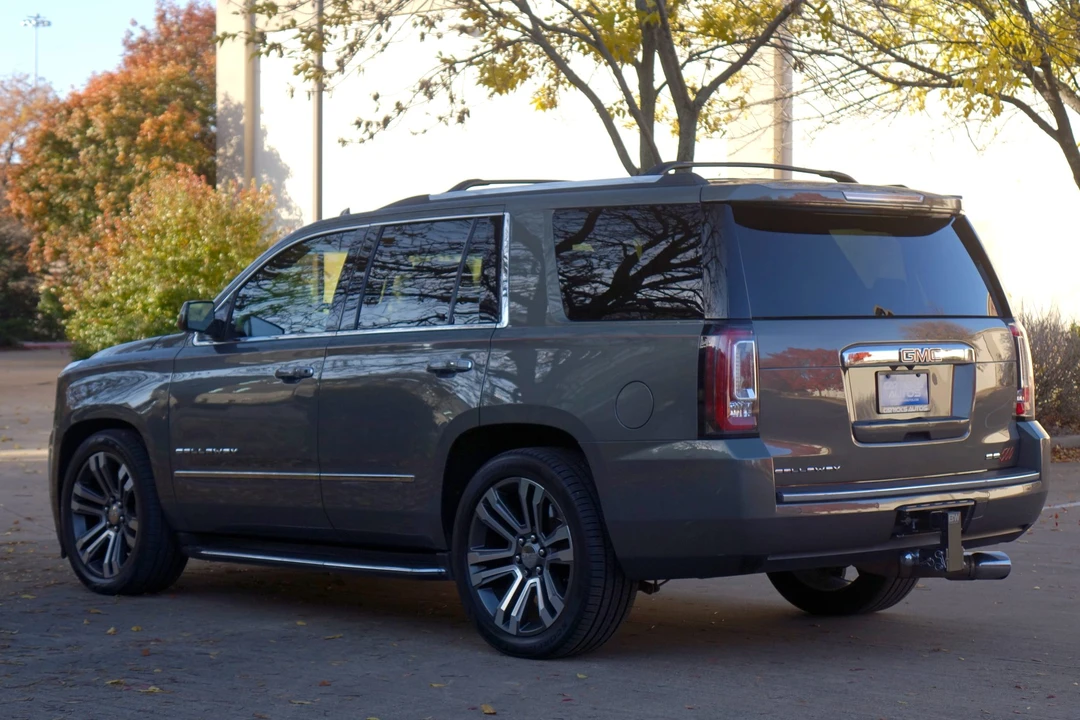 2017 GMC Yukon 4th Gen - Image 5 of 31