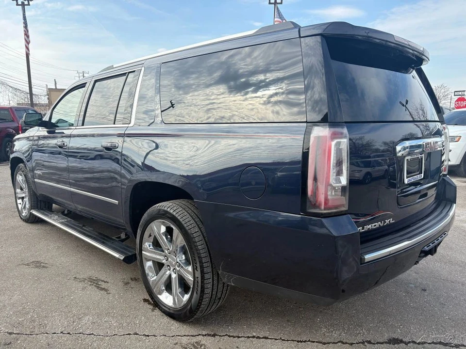 2017 GMC Yukon 4th Gen - Image 7 of 12