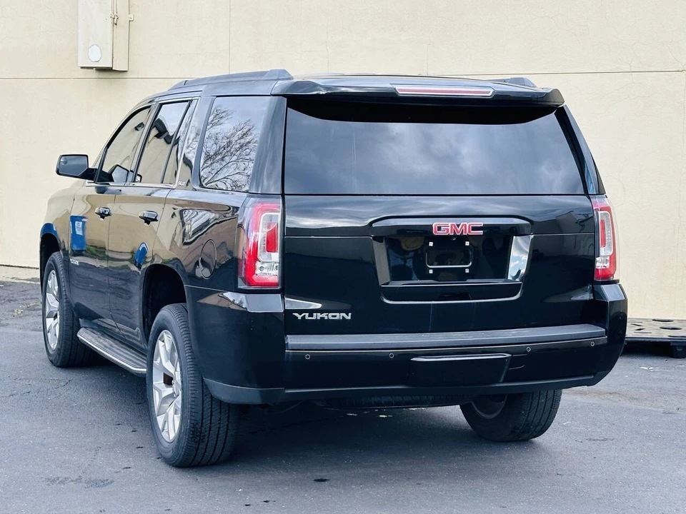 2017 GMC Yukon 4th Gen - Image 17 of 18