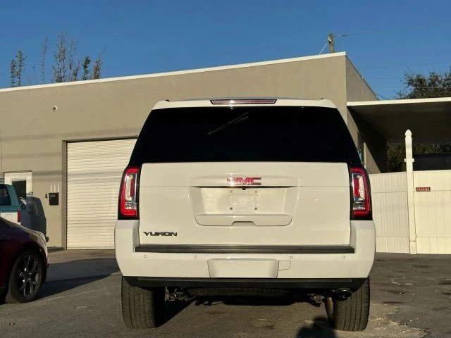 2017 GMC Yukon 4th Gen - Image 8 of 21