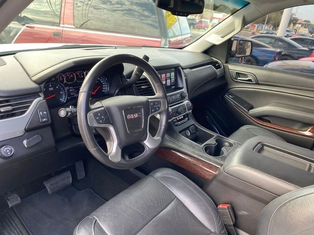 2017 GMC Yukon 4th Gen - Image 18 of 21