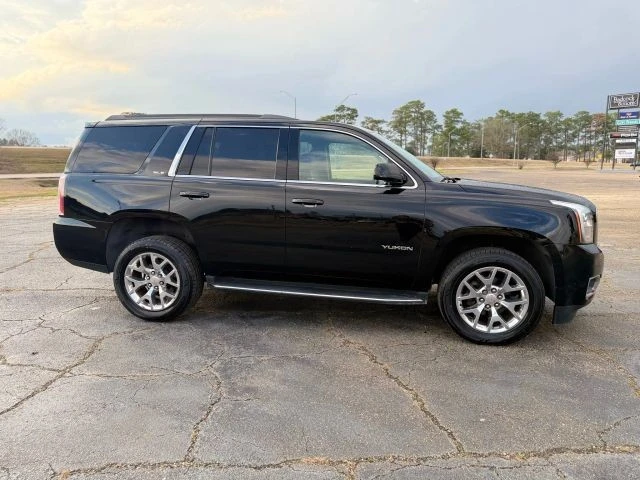 2017 GMC Yukon 5th Gen - Image 19 of 21