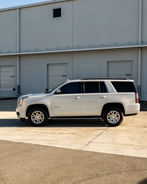 2017 GMC Yukon 4th Gen - Image 23 of 31