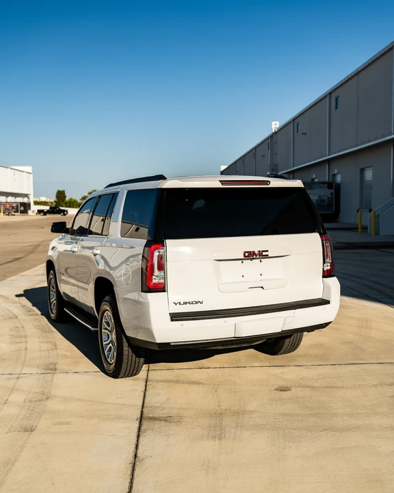 2017 GMC Yukon 4th Gen - Image 20 of 31