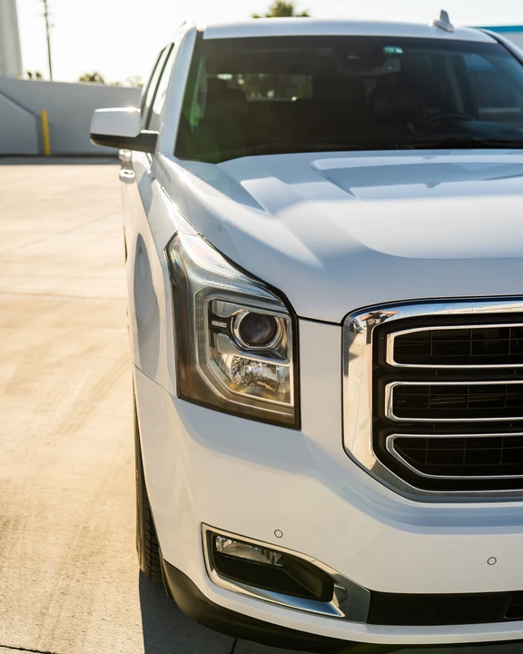 2017 GMC Yukon 4th Gen - Image 24 of 31