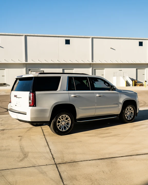 2017 GMC Yukon 4th Gen - Image 18 of 31