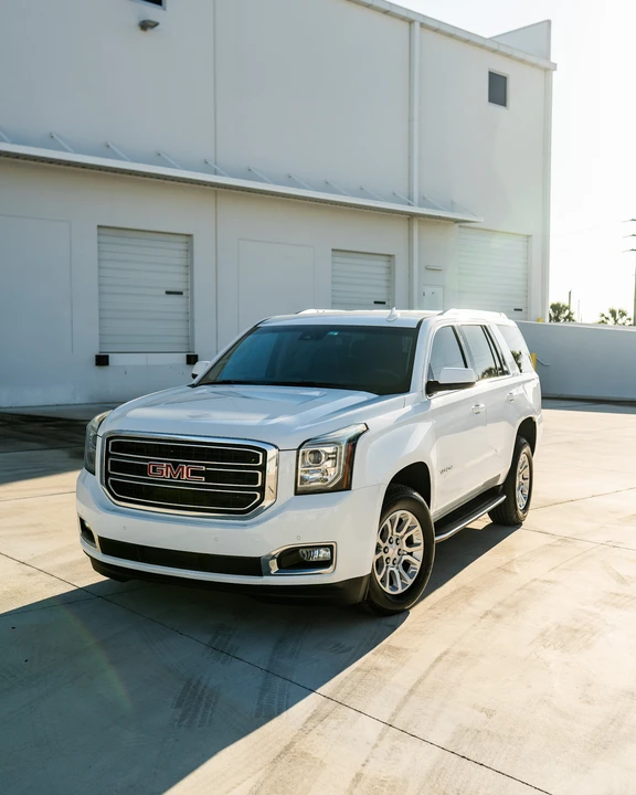 2017 GMC Yukon 4th Gen - Image 7 of 31