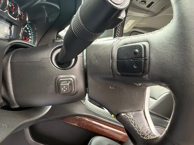 2017 GMC Yukon 4th Gen - Image 15 of 21