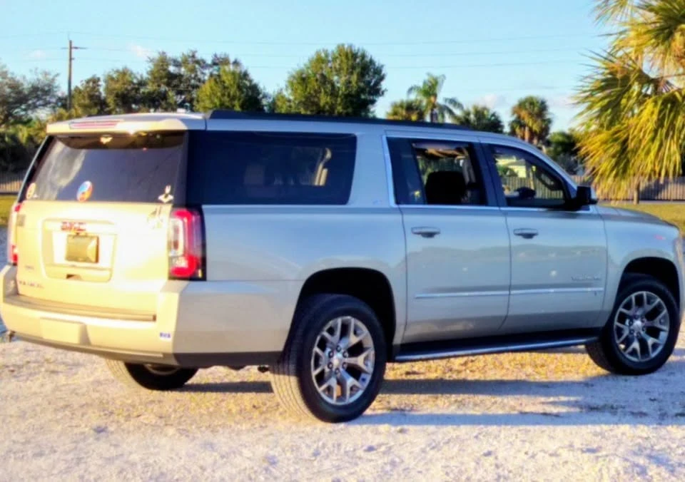 2017 GMC Yukon 4th Gen - Image 3 of 16