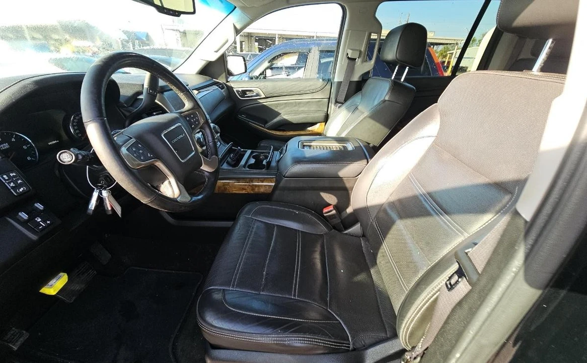 2017 GMC Yukon 4th Gen - Image 7 of 14