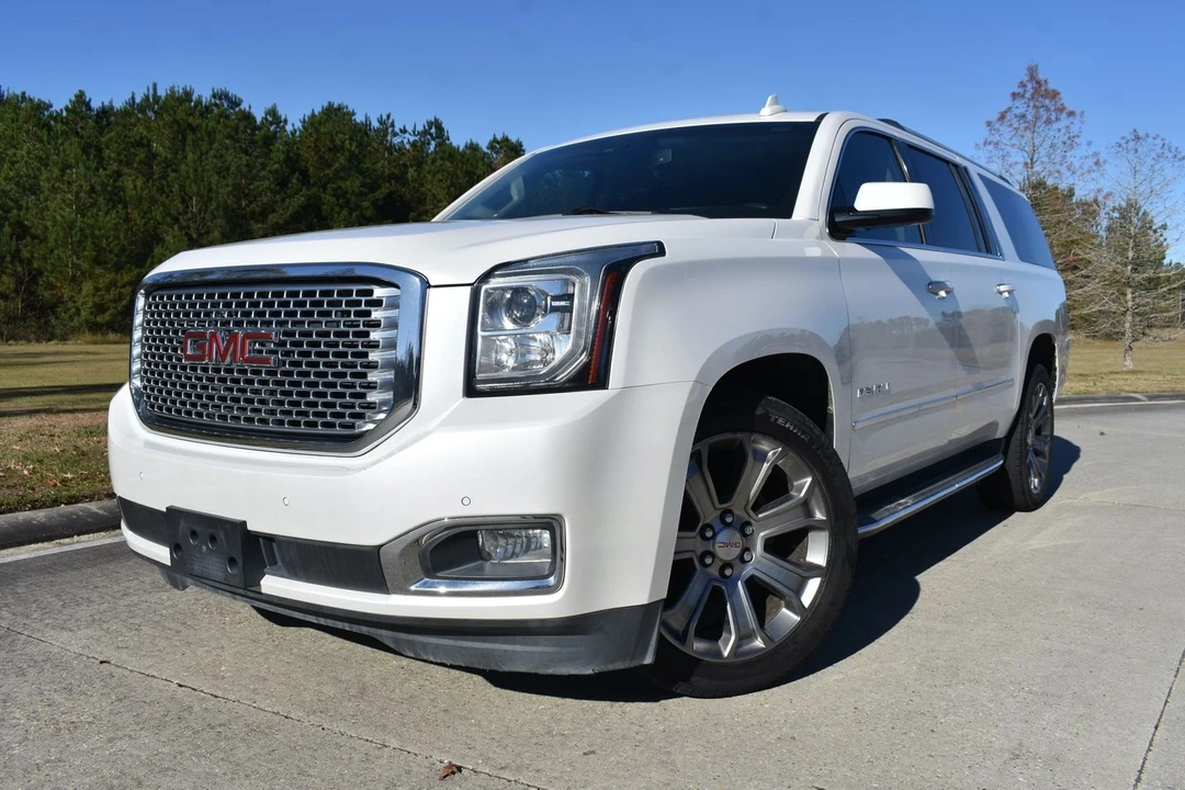 2017 GMC Yukon 4th Gen - Image 5 of 21