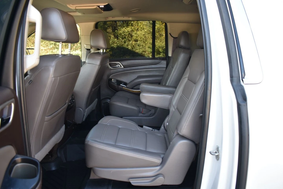 2017 GMC Yukon 4th Gen - Image 10 of 12