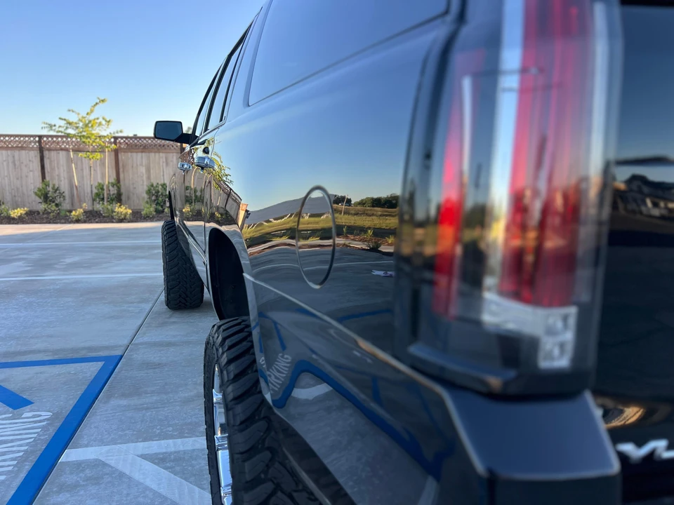 2017 GMC Yukon 4th Gen - Image 23 of 31