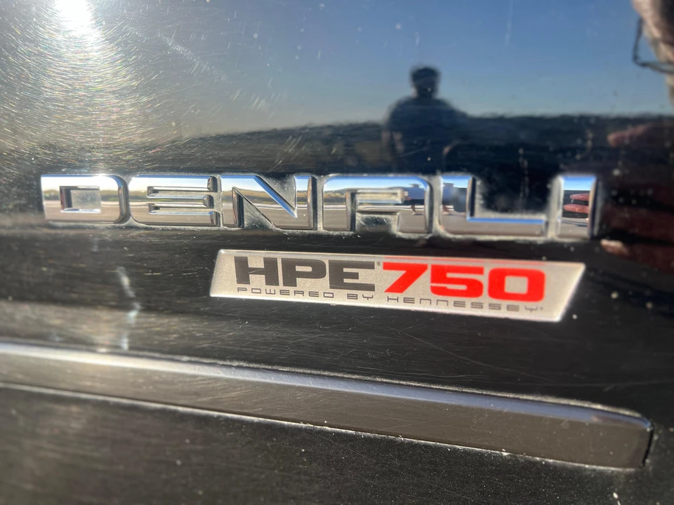 2017 GMC Yukon 4th Gen - Image 29 of 31