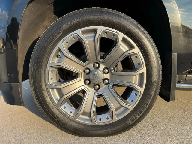 2017 GMC Yukon 4th Gen - Image 8 of 21