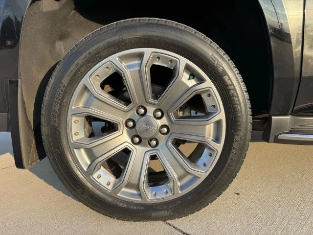 2017 GMC Yukon 4th Gen - Image 19 of 21