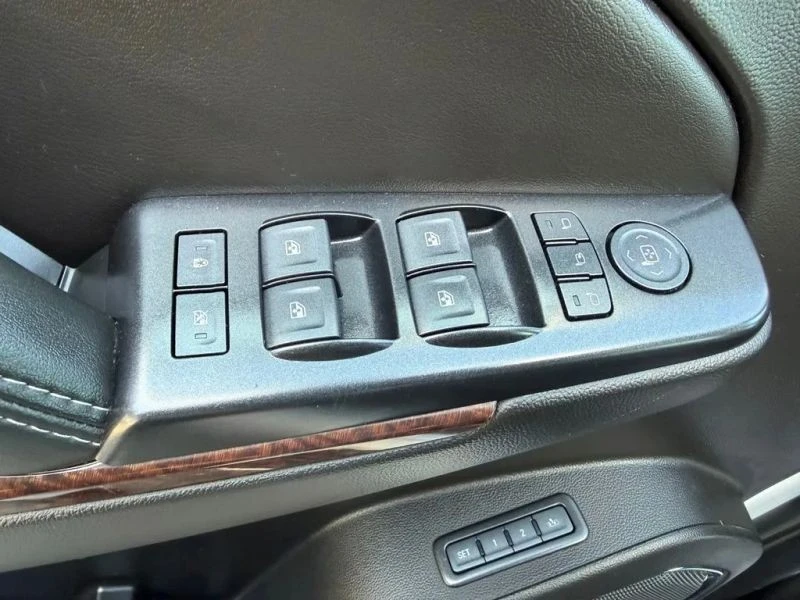 2017 GMC Yukon 4th Gen - Image 11 of 12
