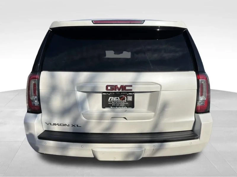 2017 GMC Yukon 4th Gen - Image 5 of 12