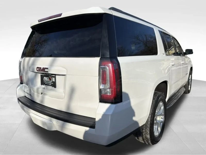 2017 GMC Yukon 4th Gen - Image 7 of 12
