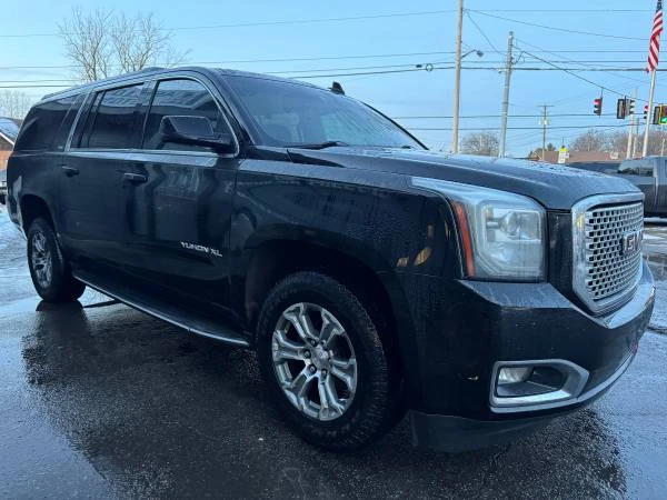 2017 GMC Yukon 4th Gen - Image 8 of 21