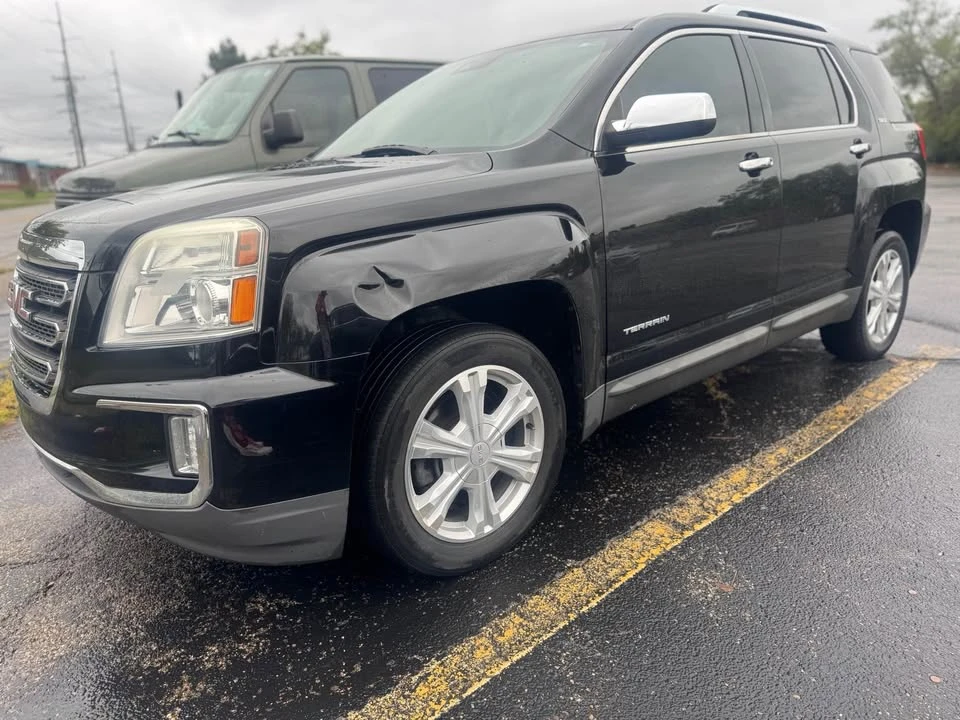 2017 GMC Acadia - Image 2 of 11