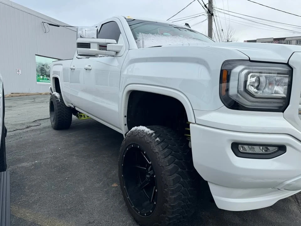 2017 GMC Sierra 4th Gen - Image 3 of 12