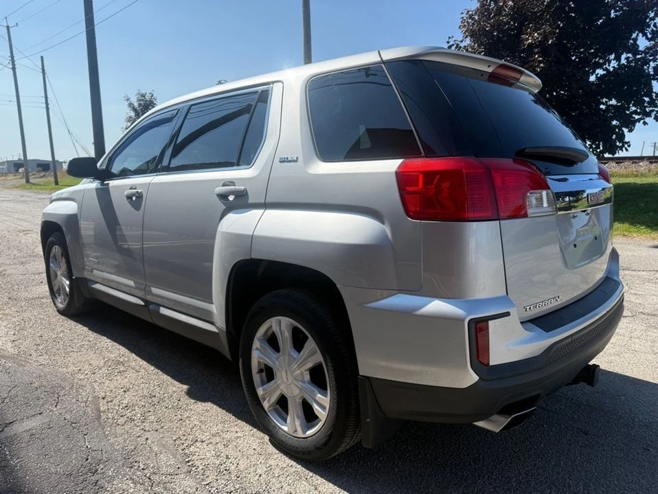 2017 GMC Terrain - Image 5 of 17