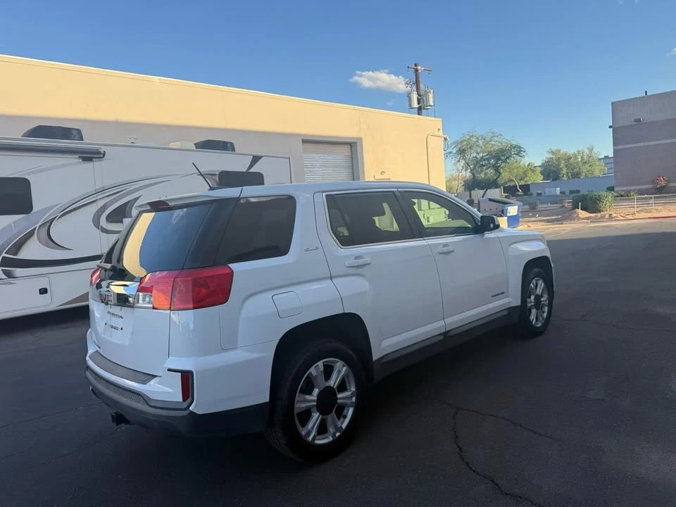 2017 GMC Terrain - Image 3 of 5