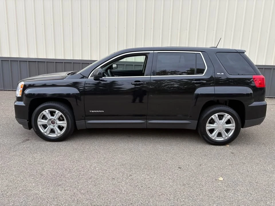 2017 GMC Terrain - Image 2 of 15