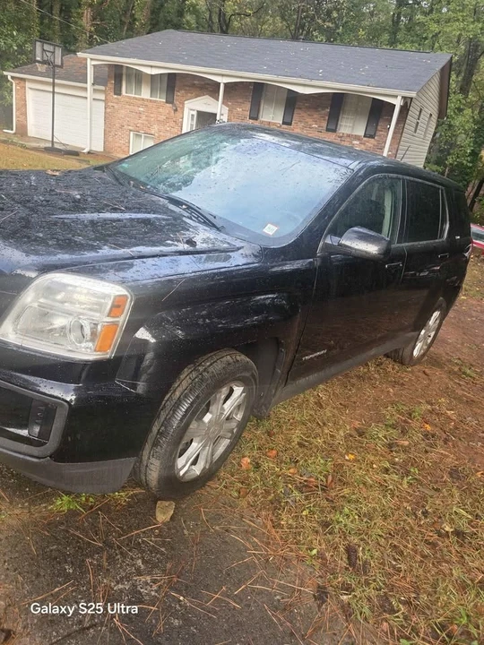 2017 GMC Terrain - Image 3 of 4
