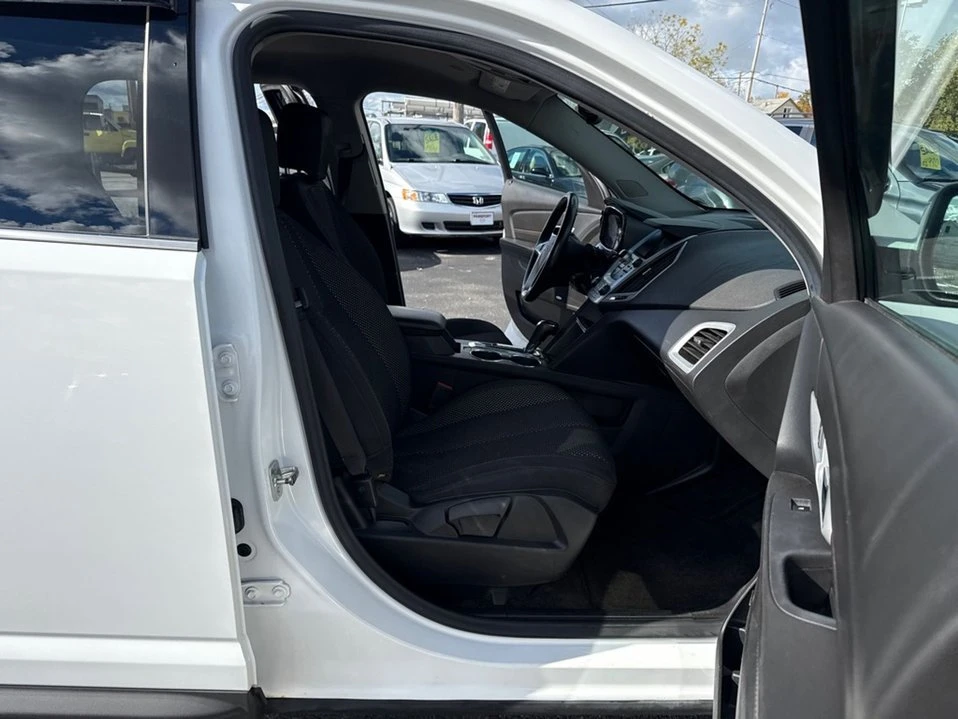2017 GMC Terrain - Image 8 of 13