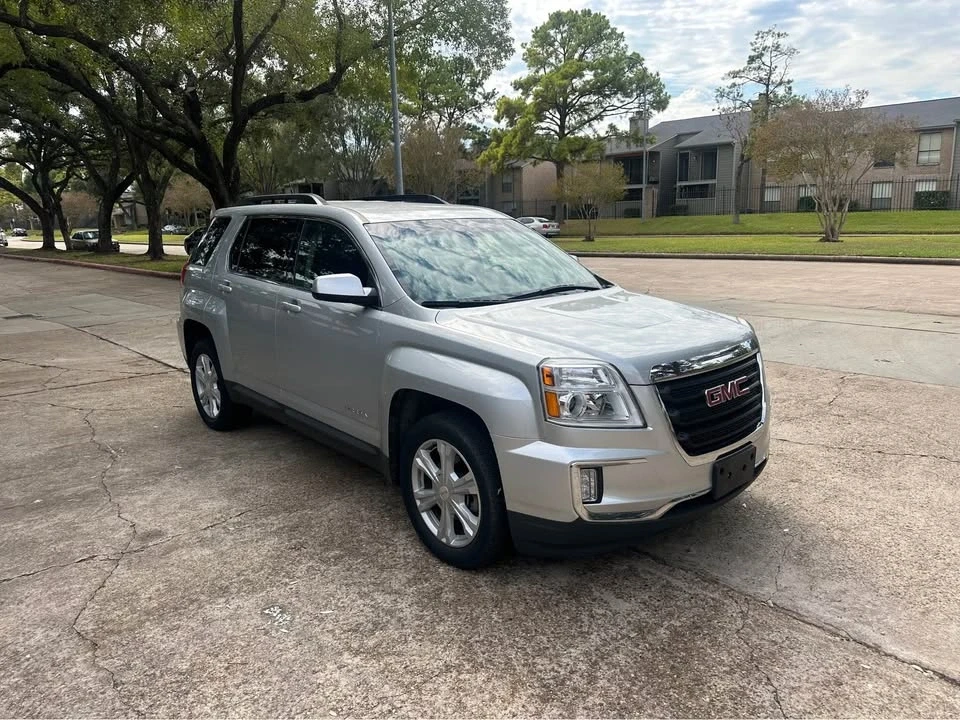 2017 GMC Terrain - Image 2 of 14