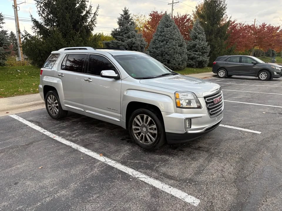 2017 GMC Terrain - Image 8 of 19