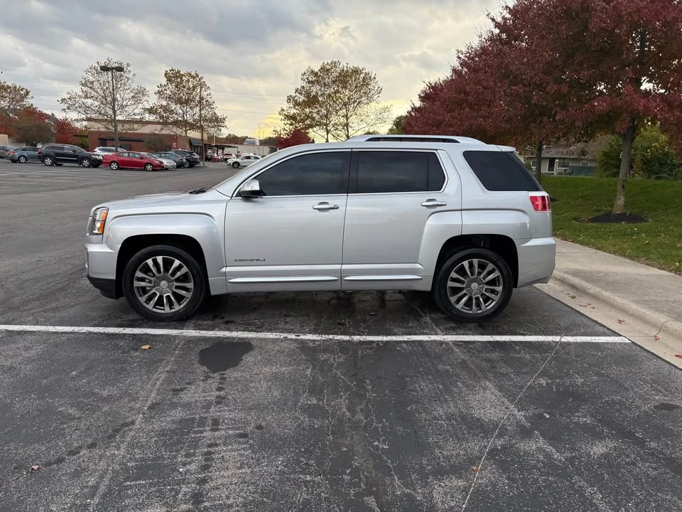 2017 GMC Terrain - Image 3 of 19