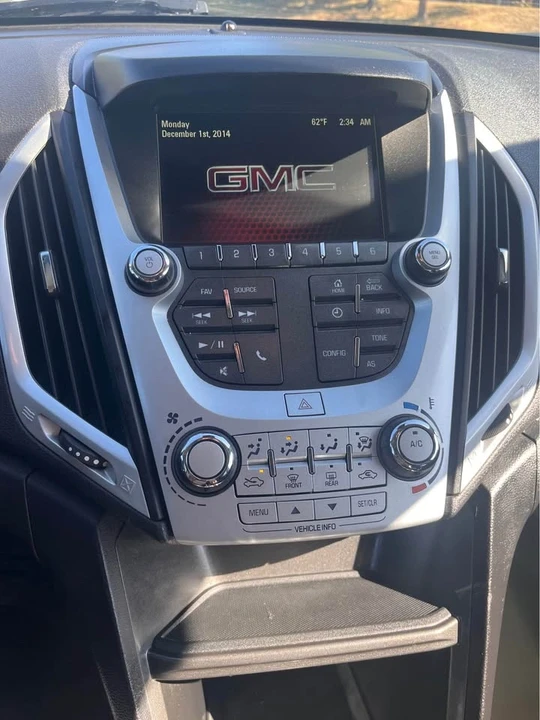 2017 GMC Terrain - Image 7 of 18