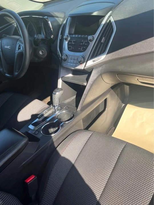 2017 GMC Terrain - Image 11 of 18