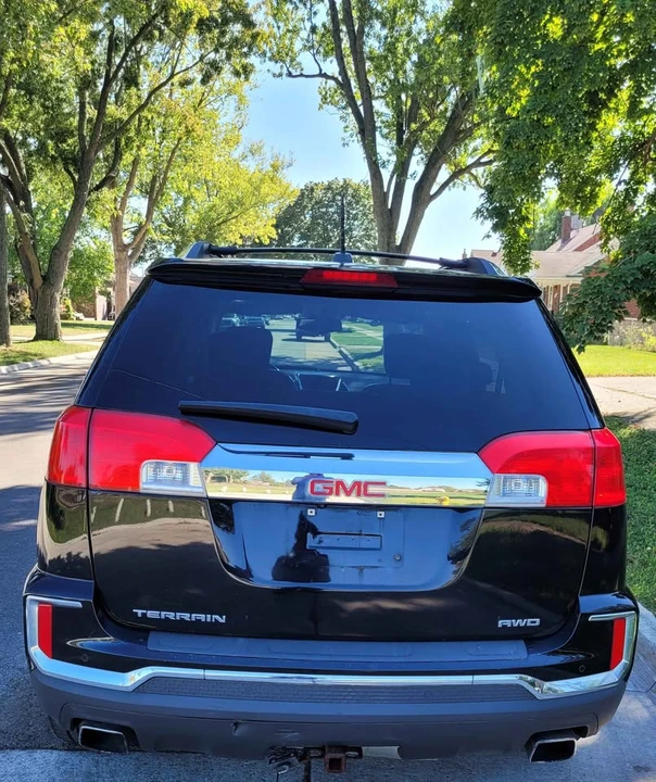 2017 GMC Terrain - Image 2 of 20