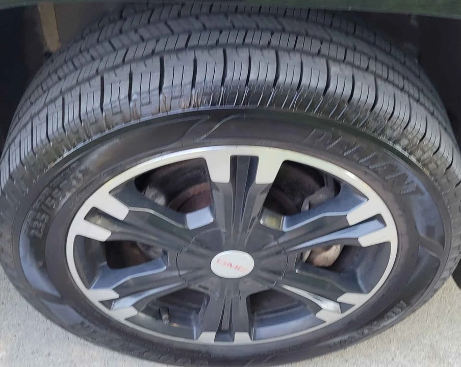 2017 GMC Terrain - Image 19 of 20