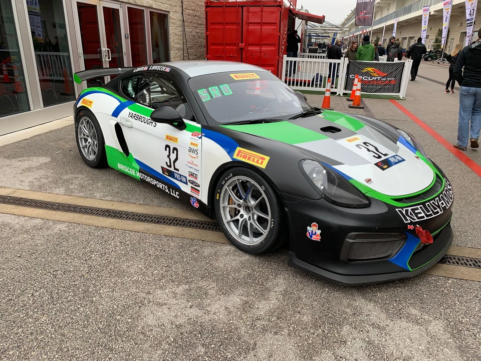2018 Porsche 981 Cayman GT4 Clubsport - Image 3 of 31