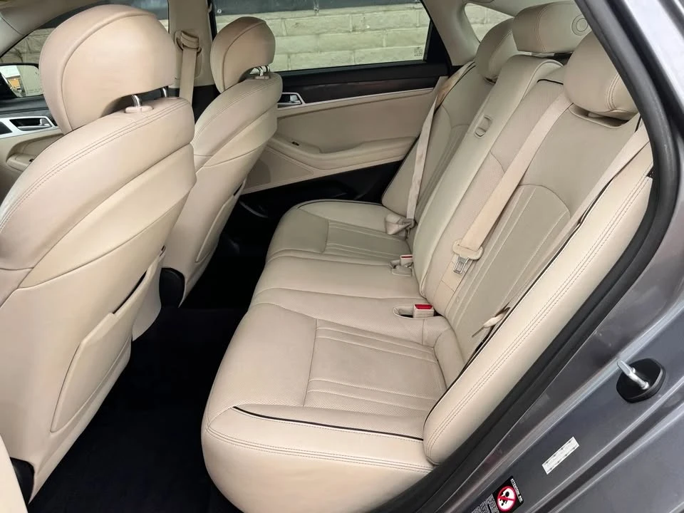 2017 Genesis G80 - Image 10 of 12