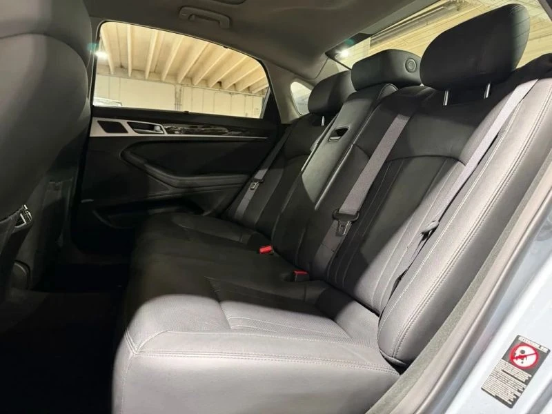 2017 Genesis G80 - Image 11 of 12