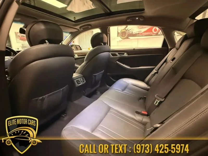 2017 Genesis G80 - Image 10 of 12