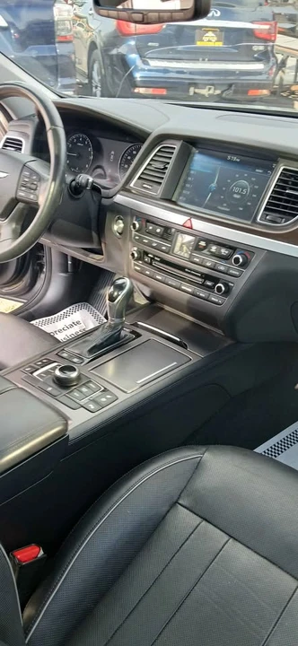 2017 Genesis G80 - Image 12 of 15